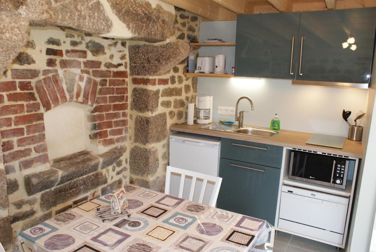Montfarville La Boulangerie De Gitesocotentin, Charmant Cocon Pour Deconnecter מראה חיצוני תמונה