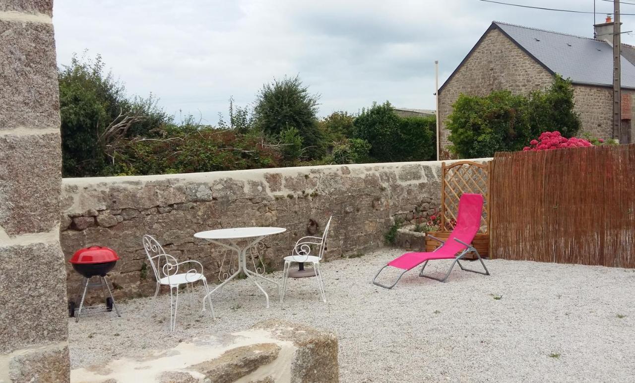 Montfarville La Boulangerie De Gitesocotentin, Charmant Cocon Pour Deconnecter מראה חיצוני תמונה